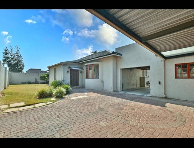 4 BEDROOM HOUSE FOR SALE IN SYDENHAM